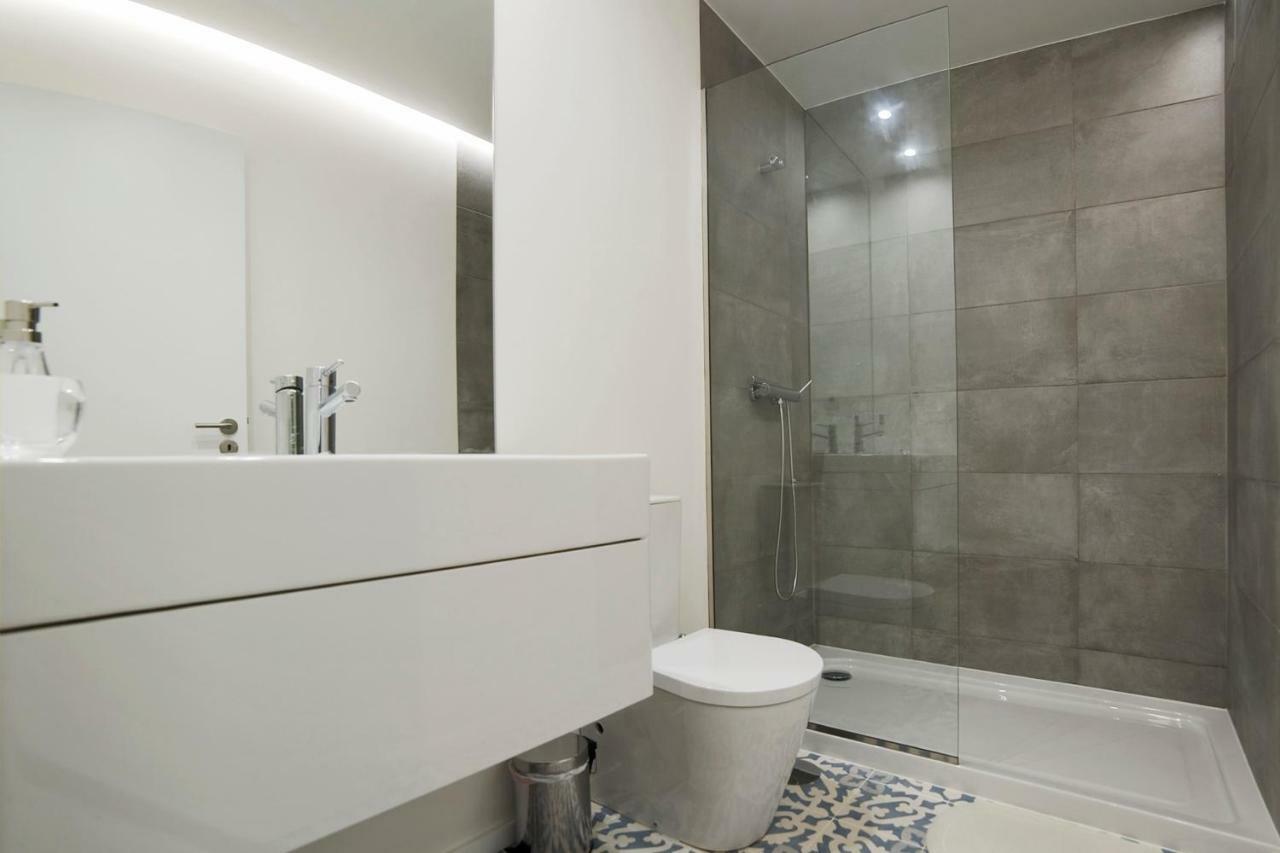 My Modern Homey At Porto Exterior foto